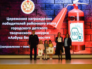 akgYYQQSEdE